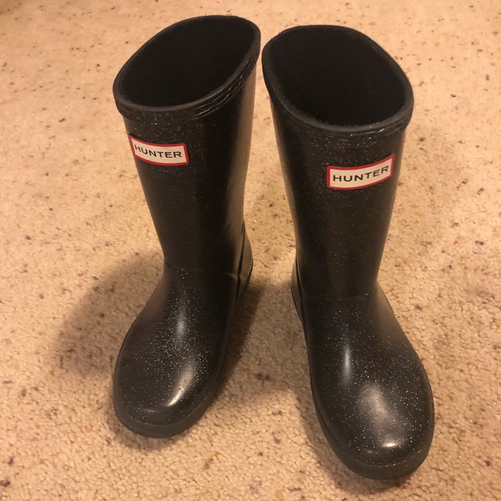 EUC child's size 12 Black glitter Hunter boots